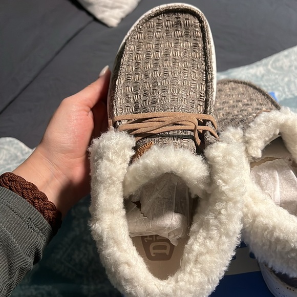 Hey Dude - Picture 5 of 5